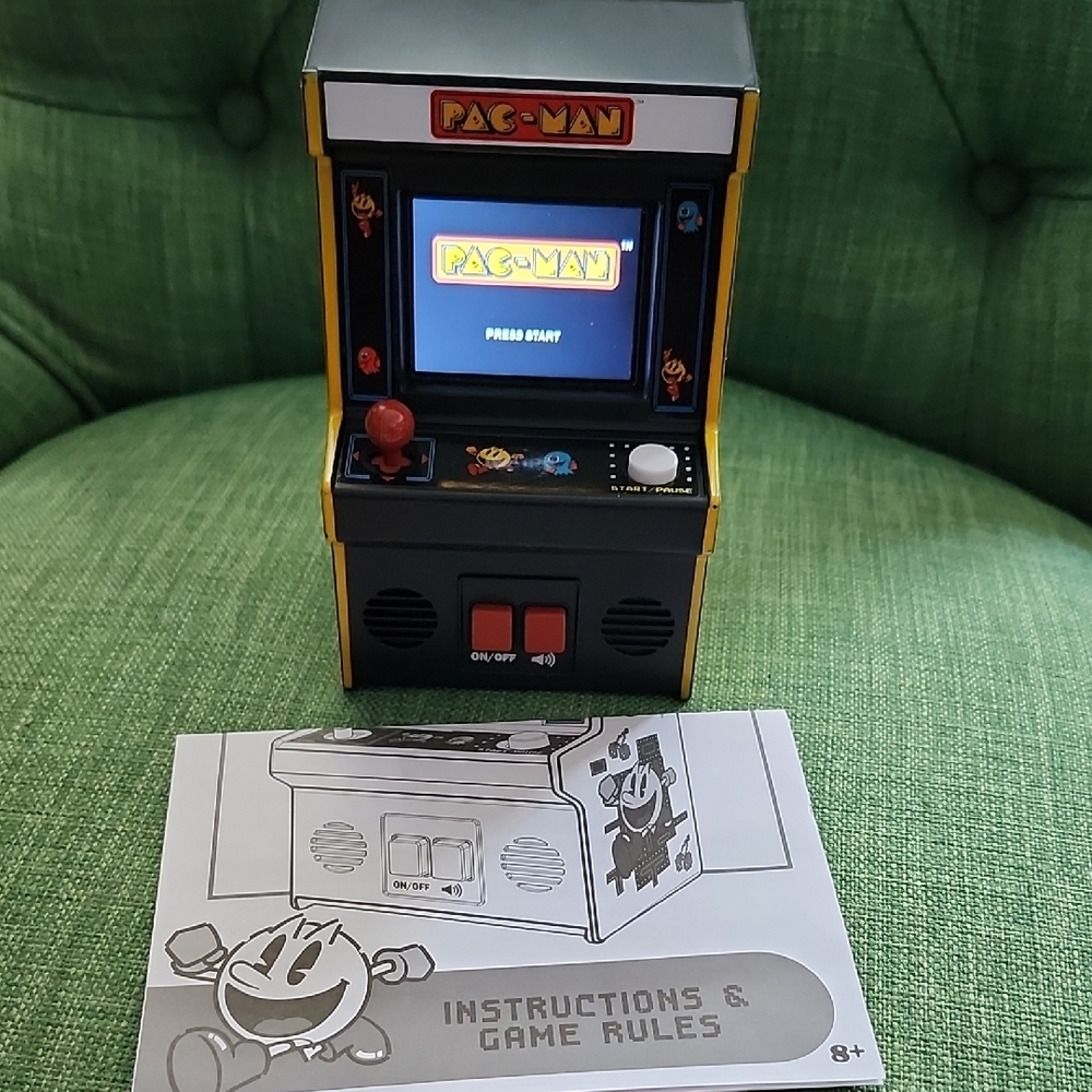 Mini Pac-Man Arcade Game - Black